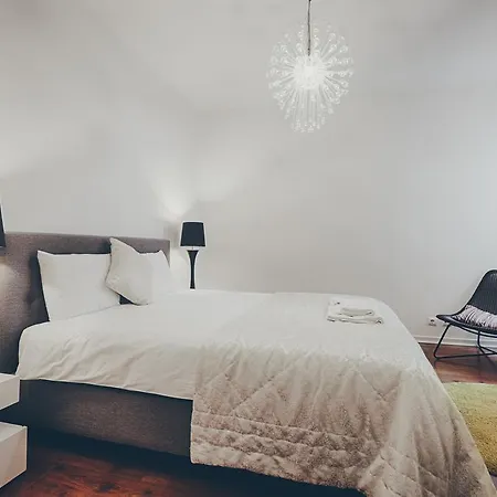 Master Deco Gem In City Center Apartment